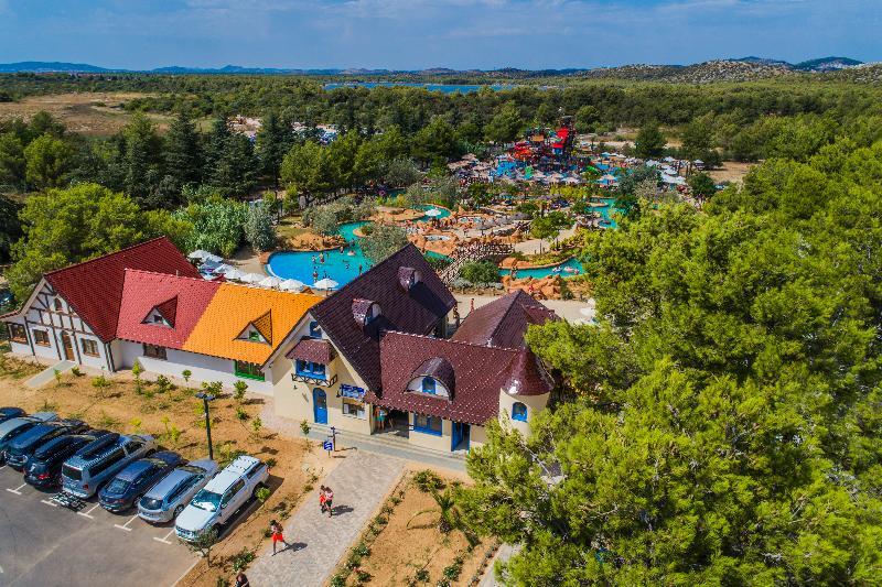Amadria Park Beach Hotel Jure شيبينيك المظهر الخارجي الصورة