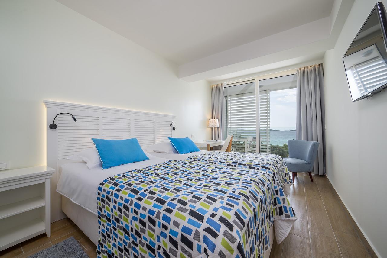 Amadria Park Beach Hotel Jure شيبينيك المظهر الخارجي الصورة